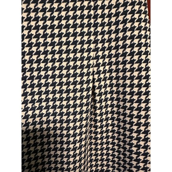 Black and Nude Houndstooth Dress with Belt Size M - Picture 5 of 16